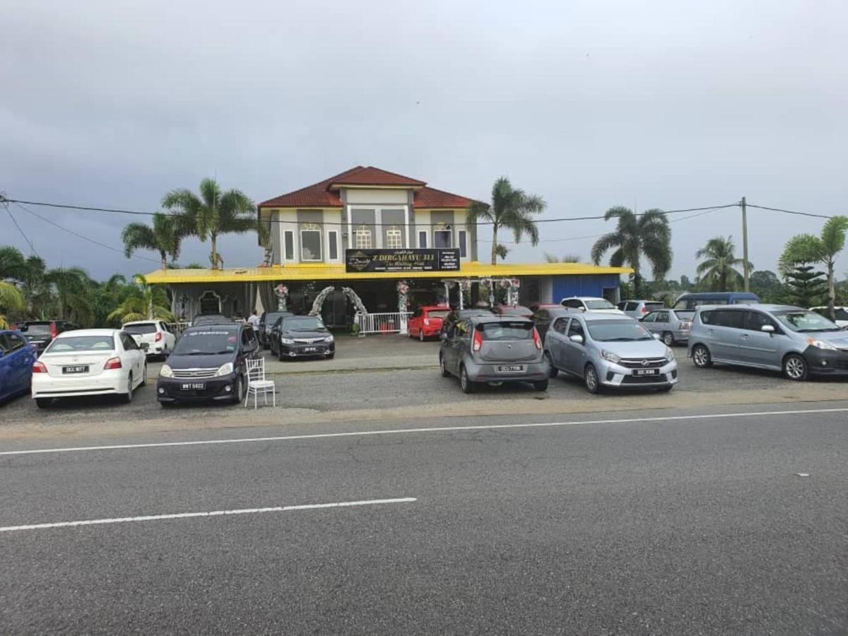 Oyo 90404 Hotel Z Dirgahayu 313 Pasir Mas Exterior foto